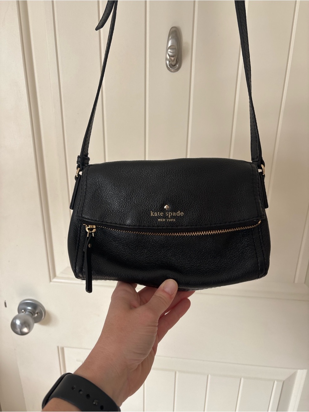Kate Spade New York Black Pebbled Leather Crossbody Bag Striped Lining